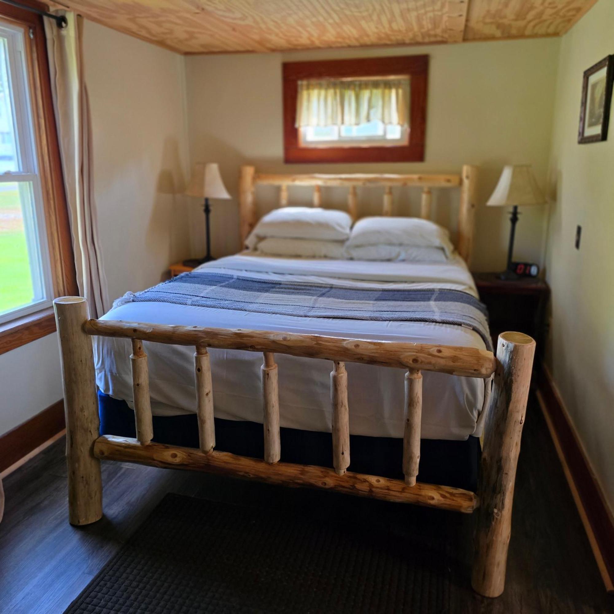 Paddler'S Rest Lakeside Cabins And Motel Long Lake 部屋 写真
