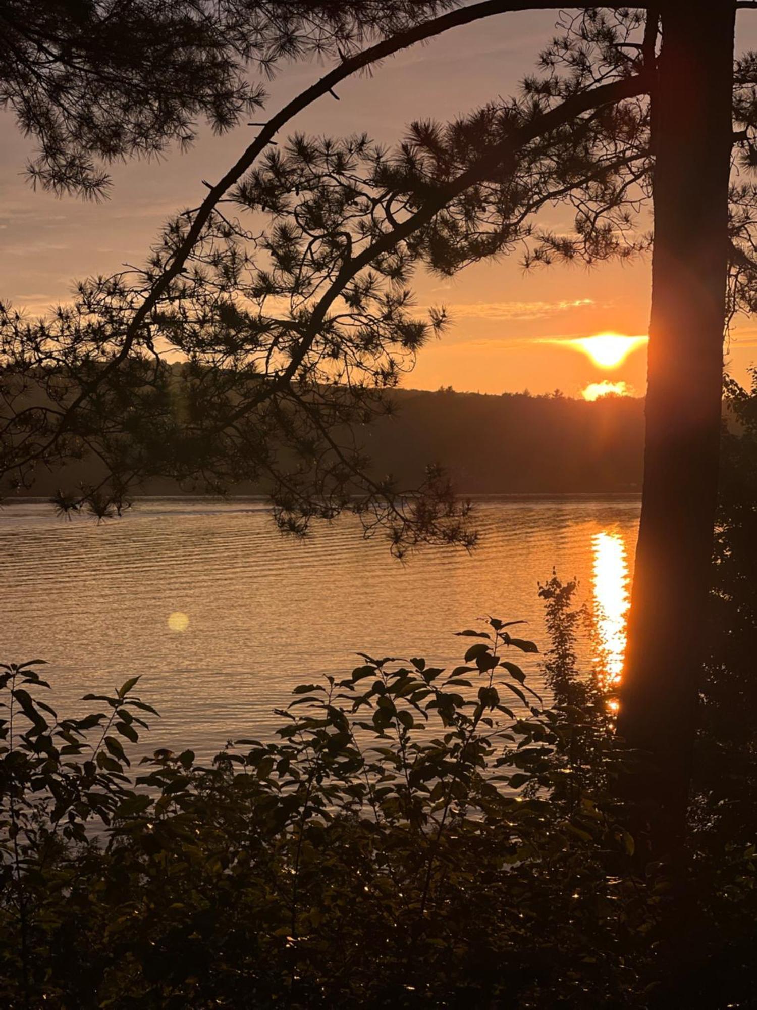Paddler'S Rest Lakeside Cabins And Motel Long Lake エクステリア 写真